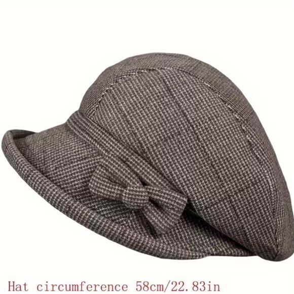 NWOT Classic Checkered Beret – Elegant & Warm Painter Hat for Fall/Winter - Picture 3 of 3